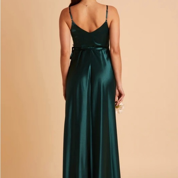 Maxi dress satin size small. Perfect for weddings. - Picture 2 of 4